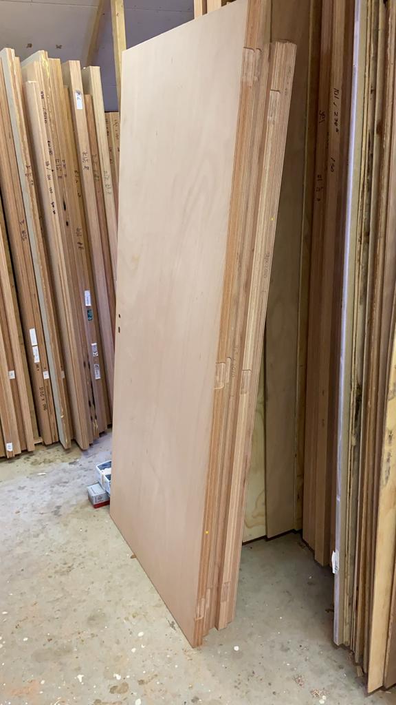 Alustabiel deurplaten B-keuze, Doe-het-zelf en Verbouw, Deuren en Horren, Gebruikt, 215 cm of meer, Buitendeur, Hout