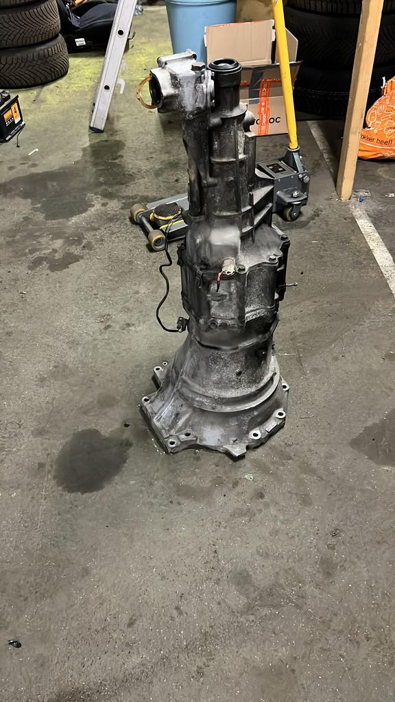 Mazda MX-5 NA versnellingsbak (5-bak), Ophalen, Mazda