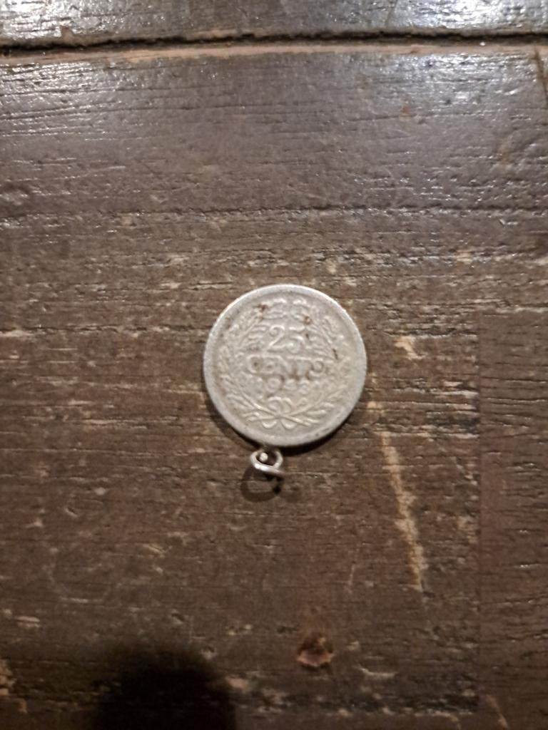 Titel:
Zilveren 25 cent 1943 Wilhelmina – WOII – munt hanger, Ophalen of Verzenden, Zilver, Hanger