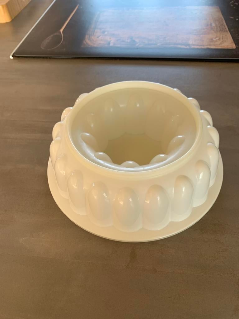 Tupperware Vliegende Schotel Puddingvorm, Gebruikt, Tupperware, Verzenden, Wit
