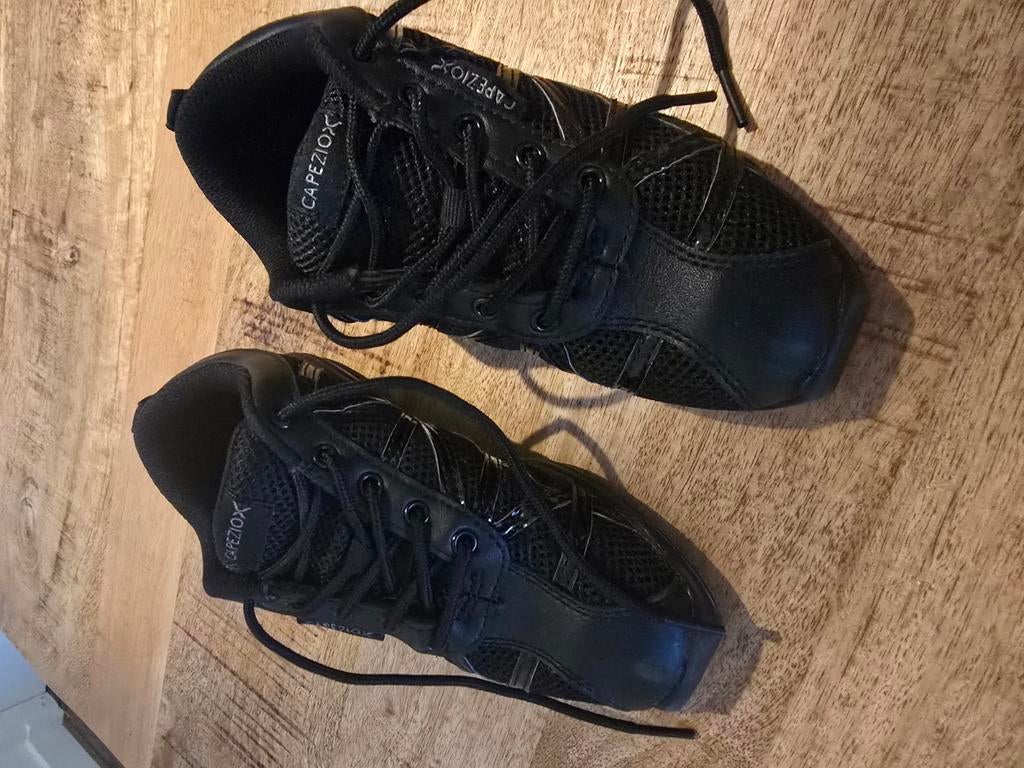 capezio X dansschoenen, streetdance. maat 34,5, Sport en Fitness, Dansen, Ophalen of Verzenden, Zo goed als nieuw, Schoenen