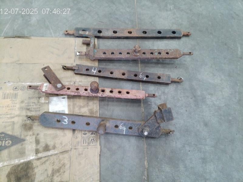 div tractor onderdelen en toebehoren, Zakelijke goederen, Machines en Bouw | Kranen en Graafmachines, Ophalen, Overige typen