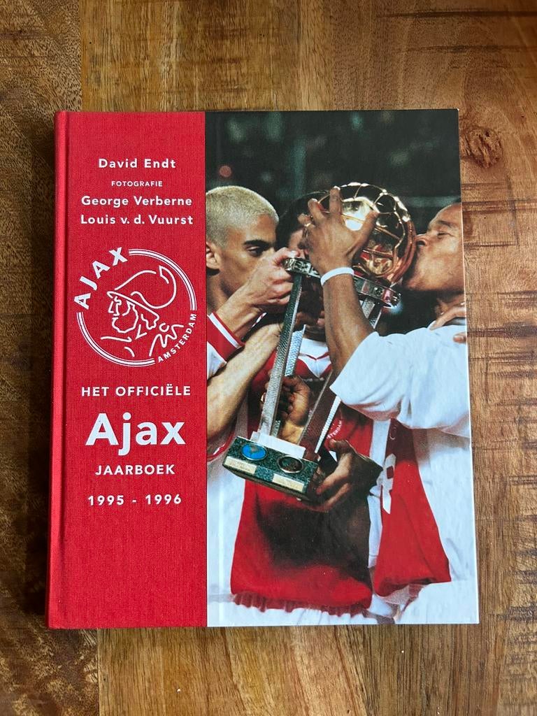 Ajax jaarboek 1995-1996, Boeken, Ophalen of Verzenden, Zo goed als nieuw