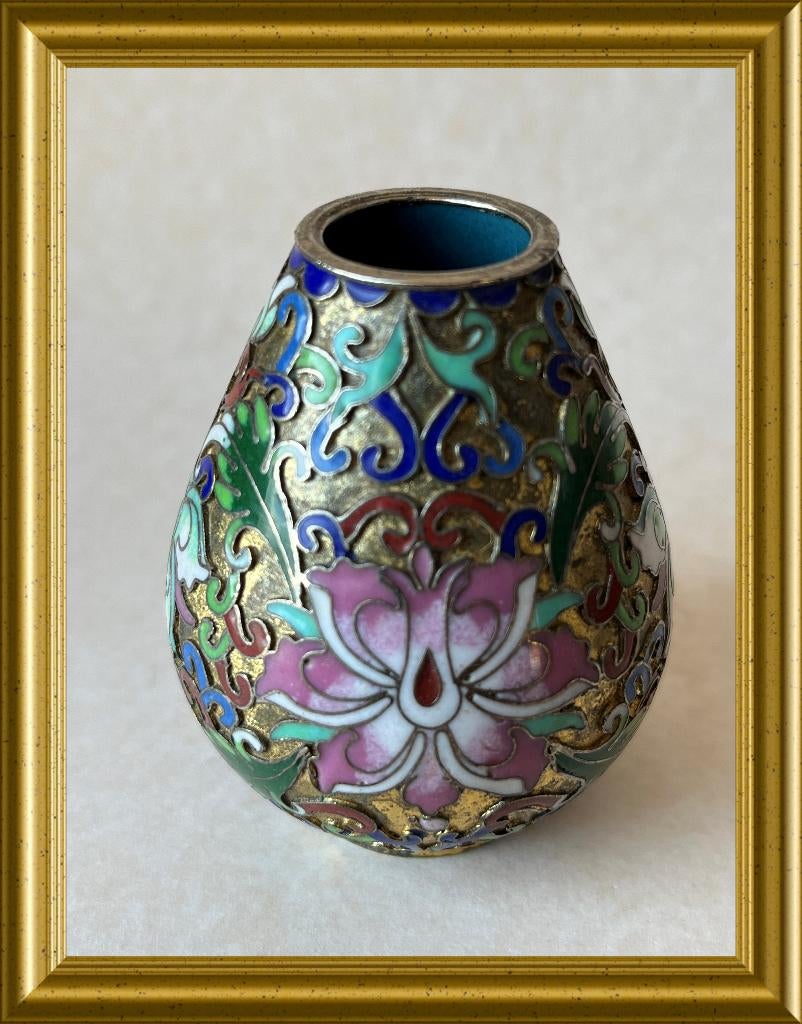Mooi klein bewerkt Chinees vaasje, cloisonne, champleve, Antiek en Kunst, Ophalen of Verzenden