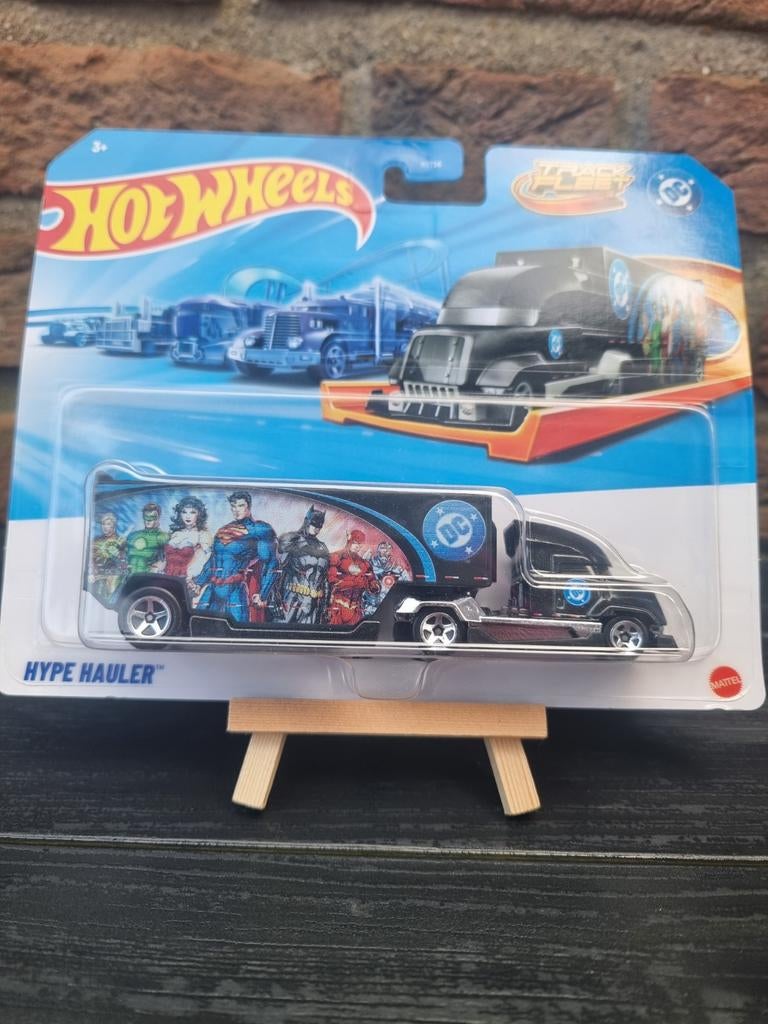 Hot Wheels Track Fleet Hype Hauler DC, Overige merken, 1:50 of kleiner, Nieuw, Ophalen of Verzenden