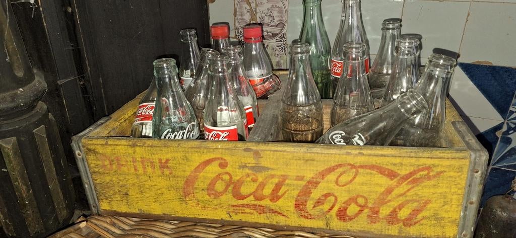 Coca-Cola flesjes en kratje, Ophalen, Gebruikt, Verpakking