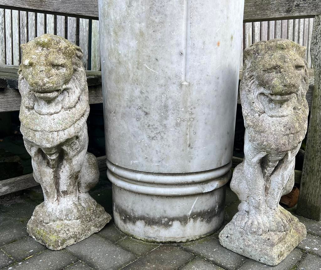 SET OUDE TUINORNAMENTEN “ LEEUWTJES”