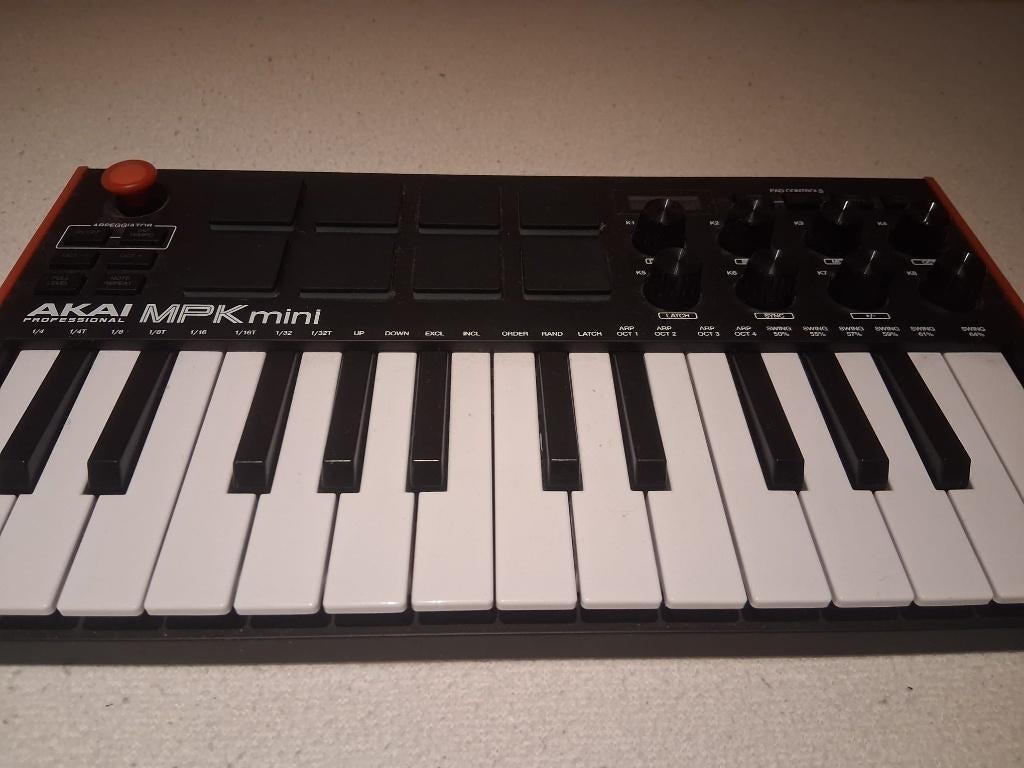Midi MPK mini AKAI toetsenbord, Ophalen of Verzenden, Zo goed als nieuw