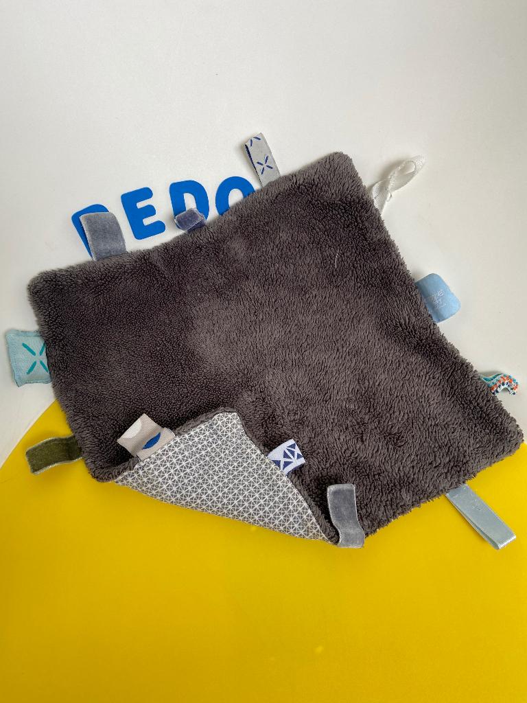 622 snoozebaby snooze baby doekje grijs, Ophalen of Verzenden, Zo goed als nieuw, Overige typen