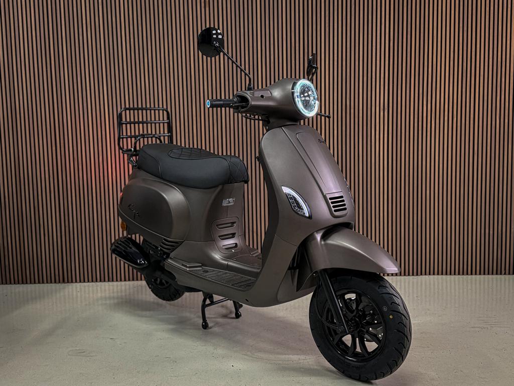 Santini Capri - Scooter - 45km - 25km - 2026, Ophalen, Nieuw, Benzine