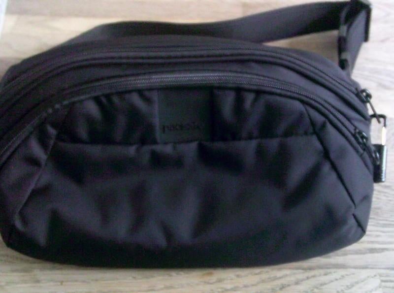 Pacsafe - Metrosafe LS120 Econyl Anti-diefstal Heuptas, 30 cm of meer, Zwart, Minder dan 35 cm, Ophalen of Verzenden