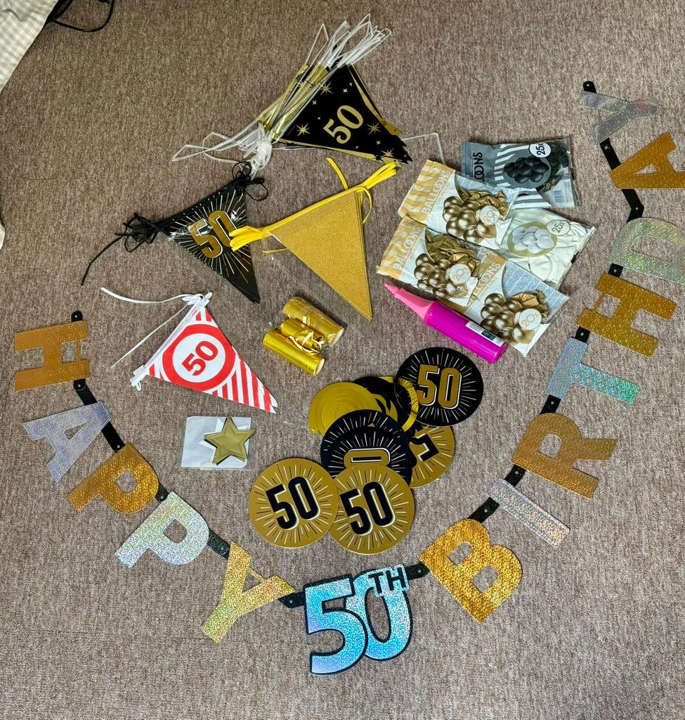 Feest slingers, vlaggen en ballonnen 50 jaar, Ophalen of Verzenden, Zo goed als nieuw, Versiering, Verjaardag