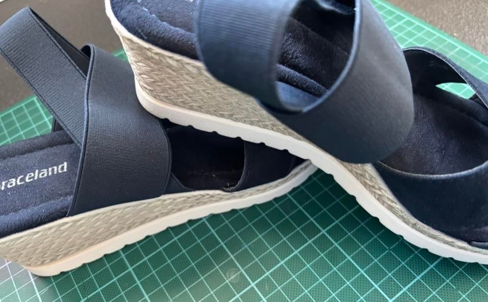 Nieuwe Graceland sleehak sandalen maat 38, Ophalen of Verzenden, Zo goed als nieuw, Blauw, Sandalen of Muiltjes