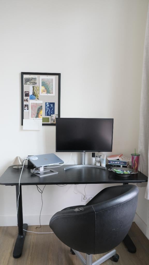 Black Wood Desk (Chair for free), Ophalen, Gebruikt, Zwart