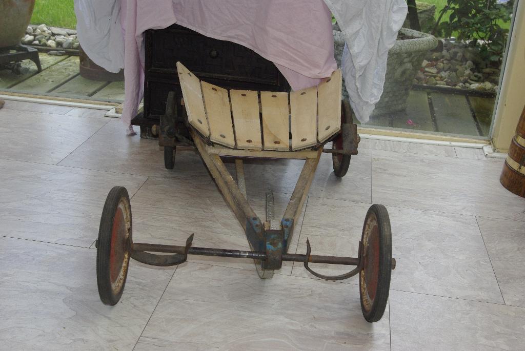 Steiff ( Race karretje, Ophalen of Verzenden