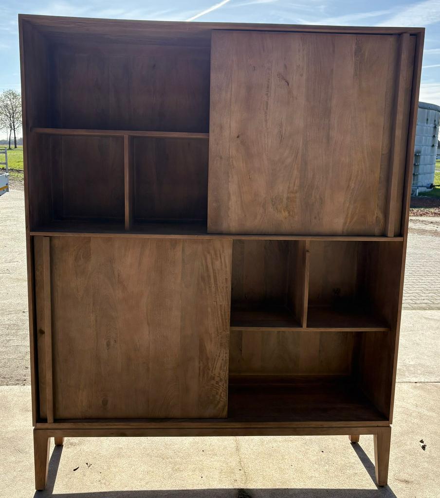 Nieuwe buffet kast €500,-, Ophalen, Nieuw, 25 tot 50 cm, 200 cm of meer