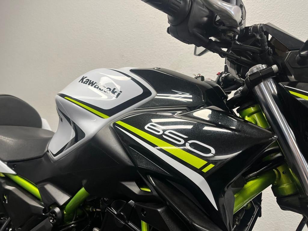 Kawasaki Z650 (bj 2020) - foto 3