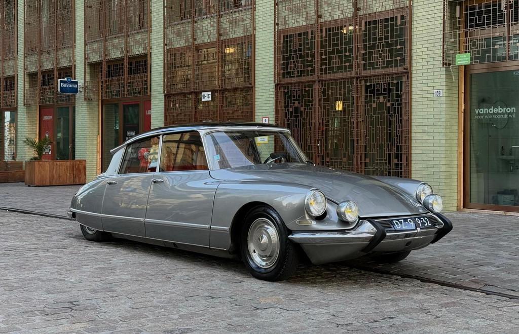 Citroen DS 19 A palace 2nd owner full history, Auto's, Citroën, 83 pk, Stof, Gebruikt, 4 cilinders