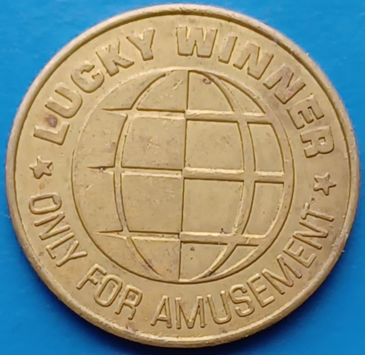 Penning Lucky Winner Only for Amusement, Verzenden, Overige materialen