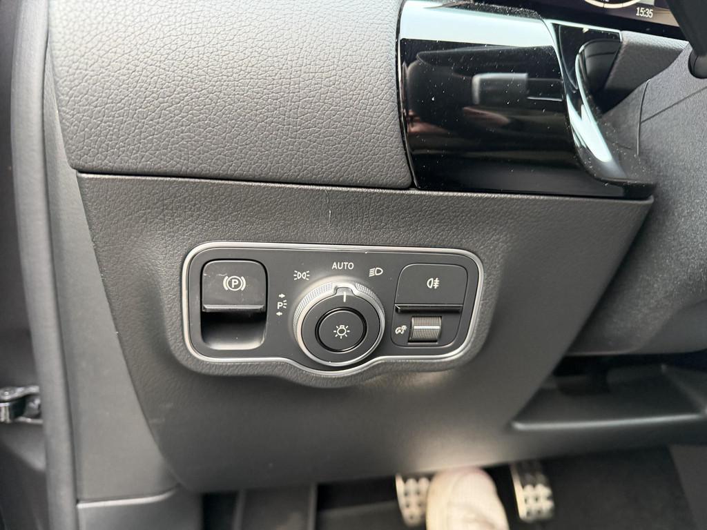 Mercedes-Benz GLA-klasse 250 e AMG-line, 4 cilinders, 16 kWh, Alcantara, Adaptive Cruise Control