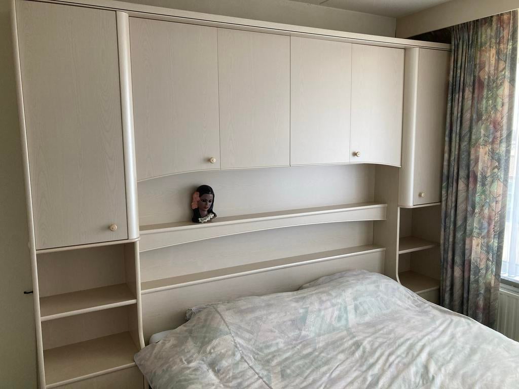 Complete slaapkamer met bed en kasten, Ophalen of Verzenden, Gebruikt, Tweepersoons