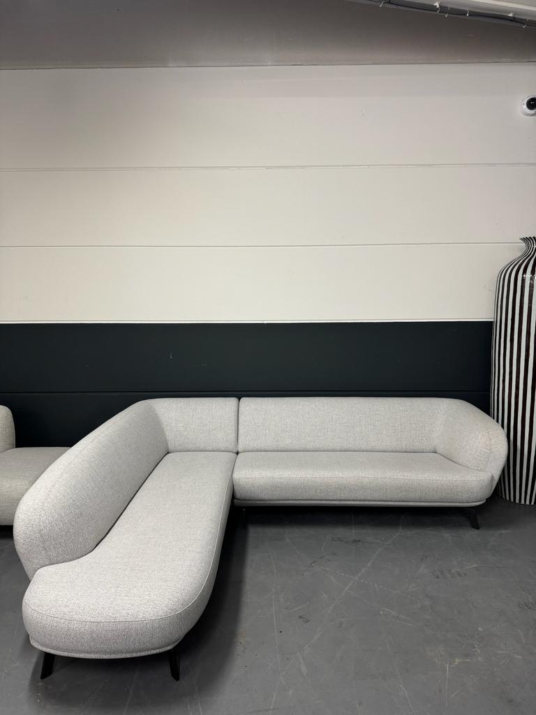 Showroommodel Leolux Flint hoekbank | Varese 5 Blanc, Ophalen, 250 tot 300 cm, Leolux, Leolux, Pode, Rolf Benz, Artifort, Eyye, Design on Stock