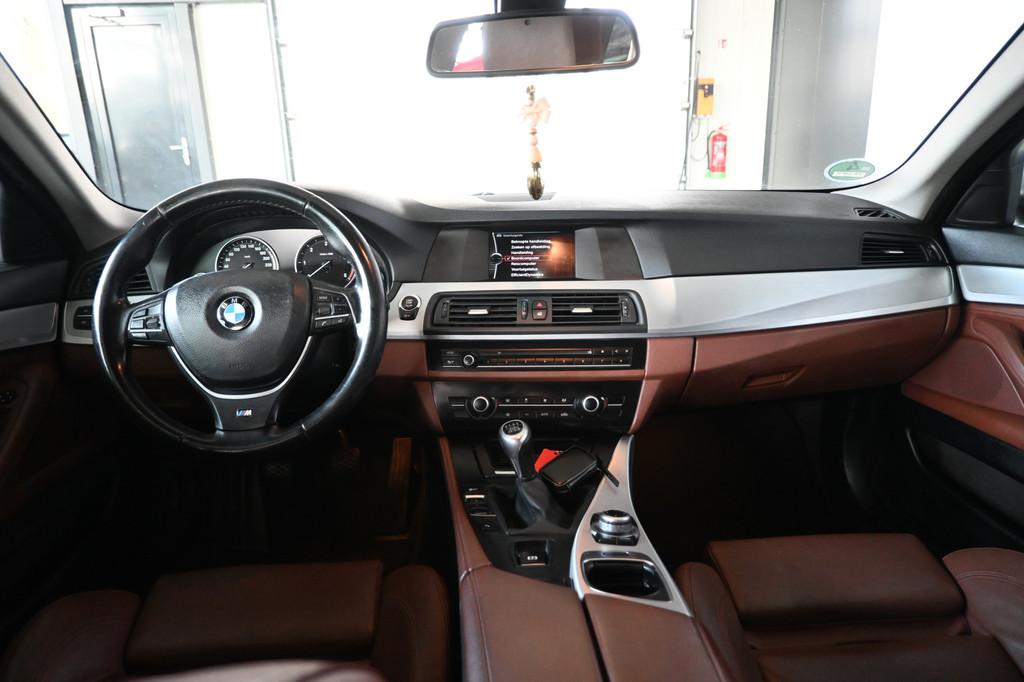 BMW 5 Serie Touring 520d High Executive Clima Navigatie Crui, Auto's, Euro 5, Achterwielaandrijving, Huisgarantie, Navigatiesysteem
