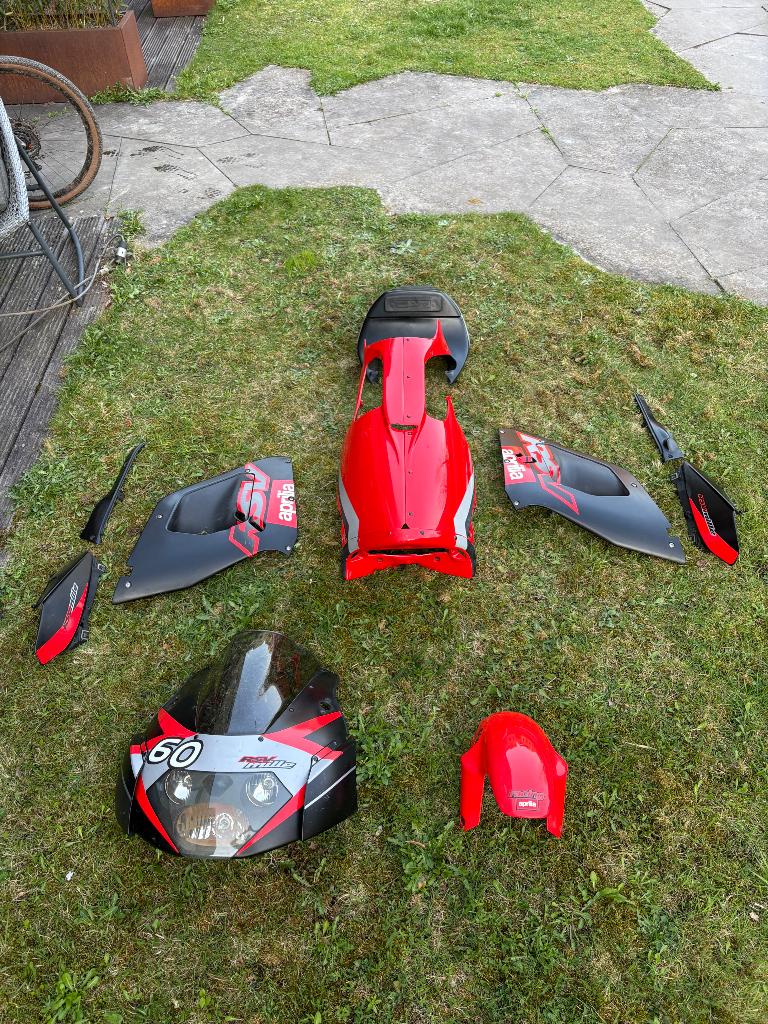 Kuip set aprilia rsv mille 2001, Ophalen, Gebruikt