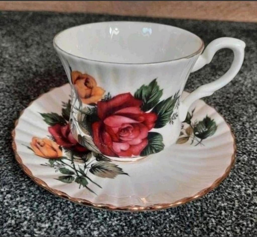 Kop en schotel Royale Stafford, Ophalen of Verzenden