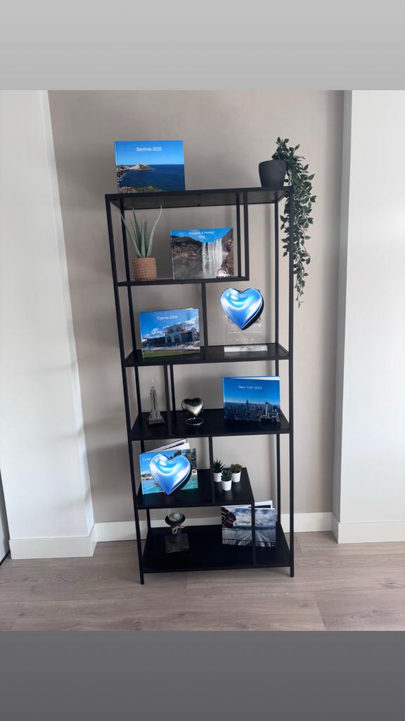 Leenbakker kast - Zwart - Zo goed als nieuw, Huis en Inrichting, Ophalen, Zo goed als nieuw