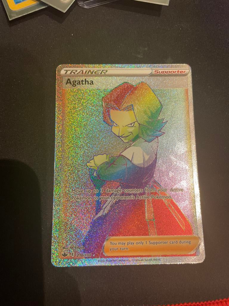 Agatha Trainer Pokémonkaart 210/198 Regenboog Goede Staat, Ophalen of Verzenden, Zo goed als nieuw, Losse kaart, Foil