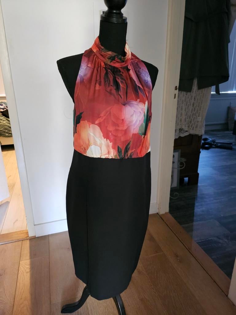 Steps jurk maat 44 met bloemenprint en zwarte rok, Zwart, Maat 42/44 (L), Ophalen of Verzenden, Zo goed als nieuw