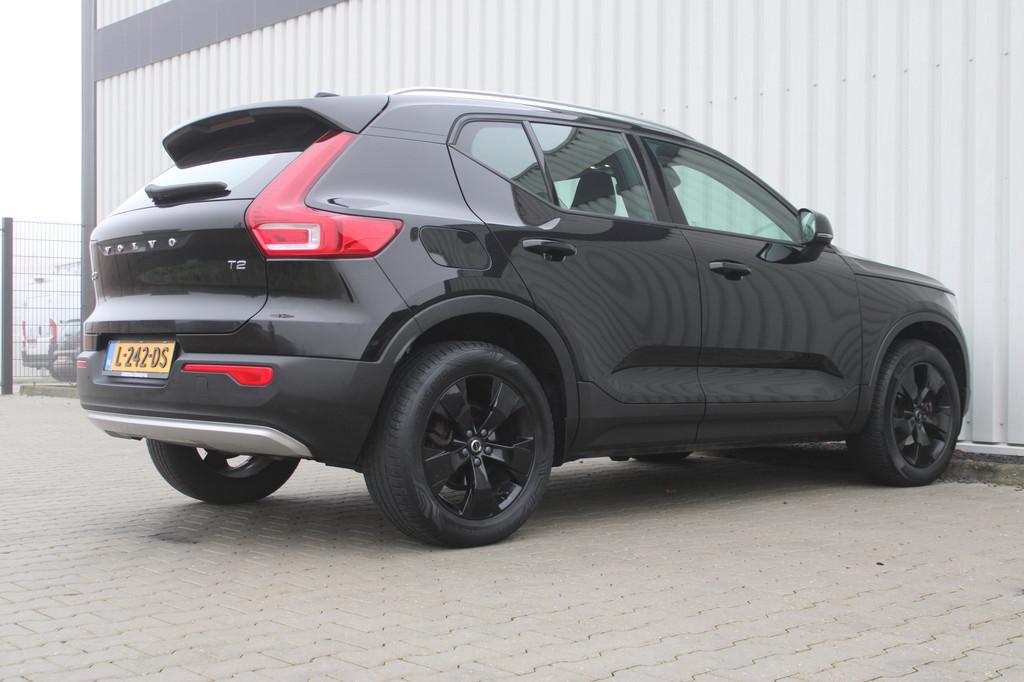 Volvo XC40 1.5 T2 Momentum | Incl. 12 maanden garantie | App, Auto's, 12 maanden, Gebruikt, Zwart, Origineel Nederlands