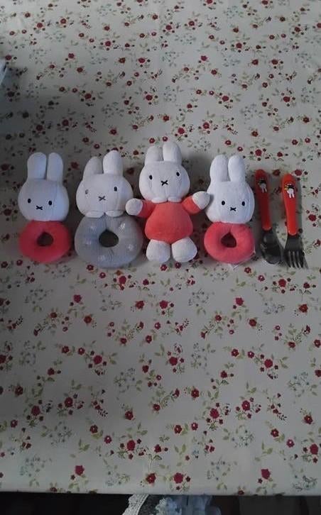 Dick bruna nijntje kinderbestek met rammelaars en Knuffeltje, Kinderen en Baby's, Speelgoed | Knuffels en Pluche, Konijn, Ophalen of Verzenden