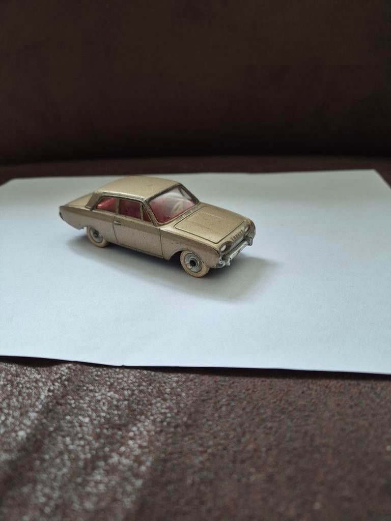 Mooie oude dinky toy ford taunus  nr559, Hobby en Vrije tijd, Ophalen of Verzenden, Gebruikt, Auto, Dinky Toys