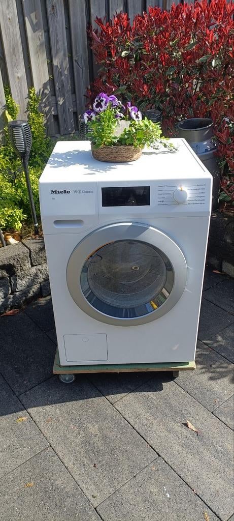 Miele  W1  8 kg 1400 toeren, Witgoed en Apparatuur, Ophalen, 1200 tot 1600 toeren, 8 tot 10 kg, Zo goed als nieuw