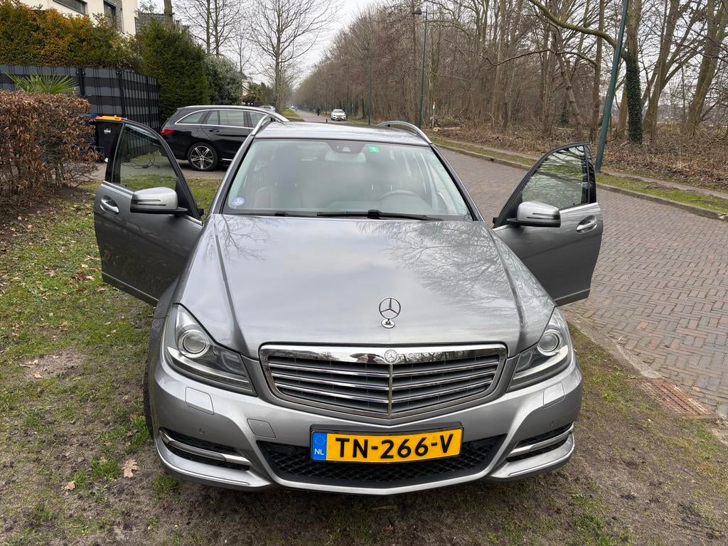 Mercedes Benz C Klasse C180  automaat 2014 Grijs, Auto's, Mercedes-Benz, Particulier, C-Klasse, Benzine, C, Stationwagon, Automaat