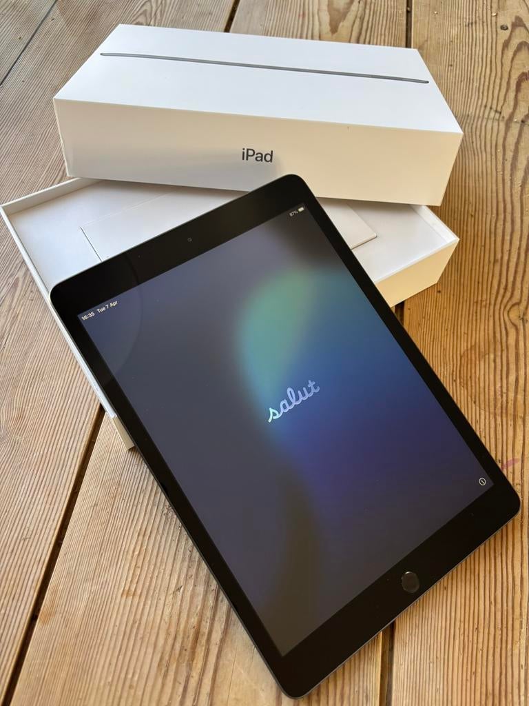 Apple iPad 8e generatie 128 GB wifi grijs A2270, Computers en Software, Apple iPads, 10 inch, Apple iPad, Ophalen of Verzenden