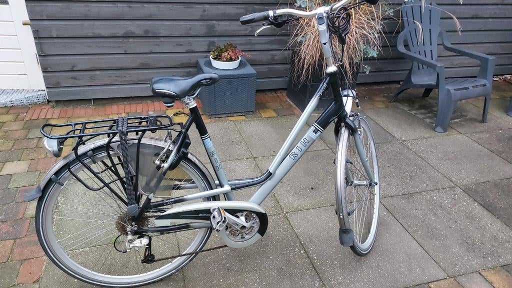 RIH Special damesfiets 28 inch, Fietsen en Brommers, 53 tot 56 cm, Versnellingen, Zo goed als nieuw, Ophalen