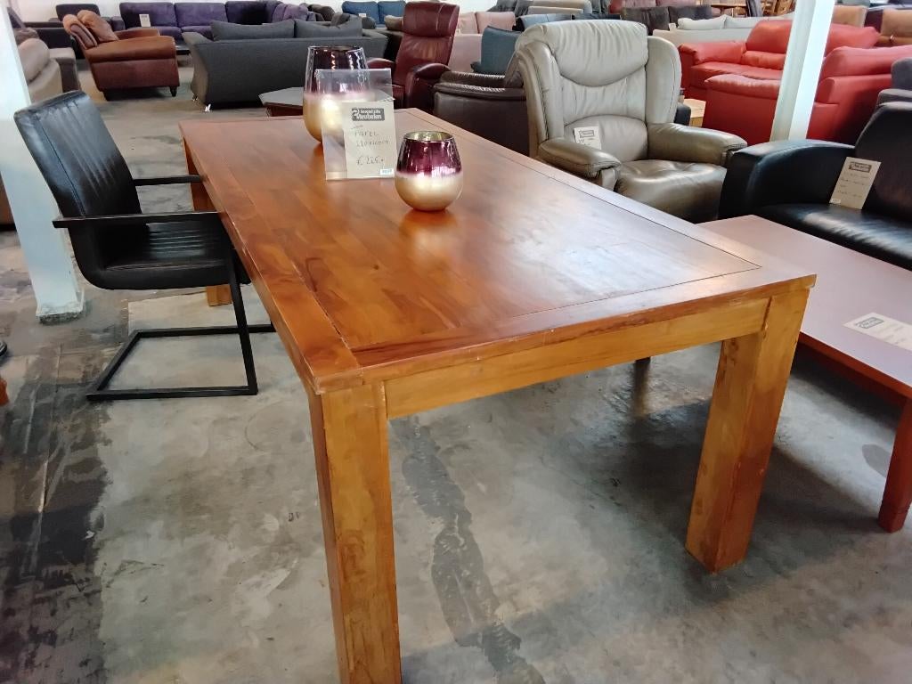 2x massief houten tafel 220x100 en 160x80 Second Life W'ga.