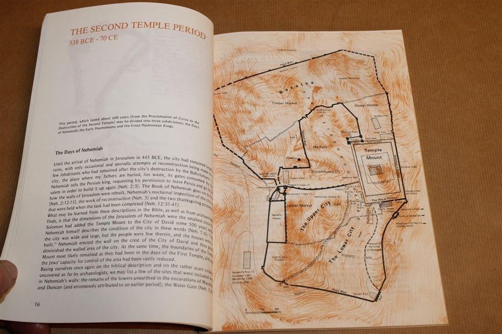 Historische Atlas Jeruzalem — 4000 Jaar Kaarten [EN], Boeken, Ophalen of Verzenden, Gelezen, Overige gebieden