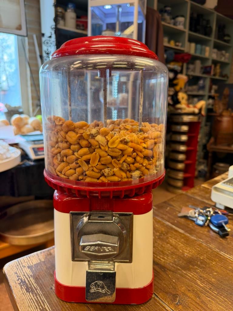 Beaver kaugumballen automaat (opknappers 2x ), Ophalen, Gebruikt, Beaver, Nvt