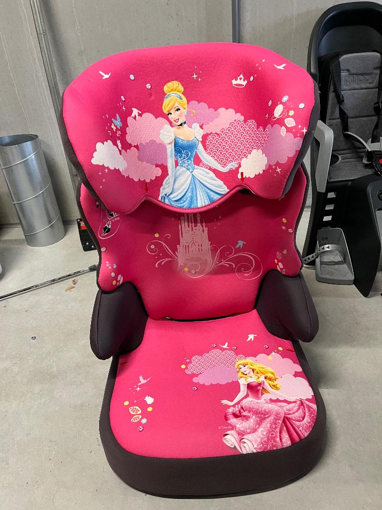 Autostoeltje, Kinderen en Baby's, Autostoeltjes, Autogordel, 15 t/m 36 kg, Zo goed als nieuw, Ophalen