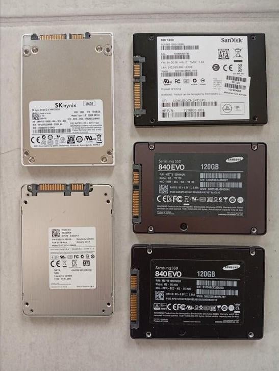 5x SATA SSD's: Samsung, SanDisk, Liteon, SK Hynix, Computers en Software, Harde schijven, Intern, Gebruikt, 120GB, 128GB, 256GB