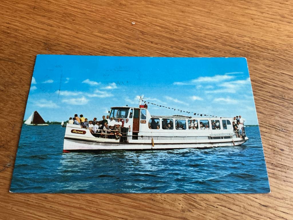 S373 rondvaartboot Toerist Sneek beschadigd, Verzamelen, Ansichtkaarten | Nederland, Ophalen of Verzenden, Voor 1920, Friesland