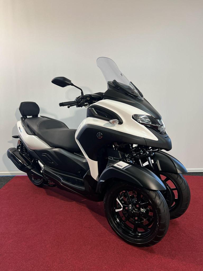 Yamaha Tricity 300 ABS, Scooter, Info@yamaha-motor.eu, 300 cc, Bedrijf