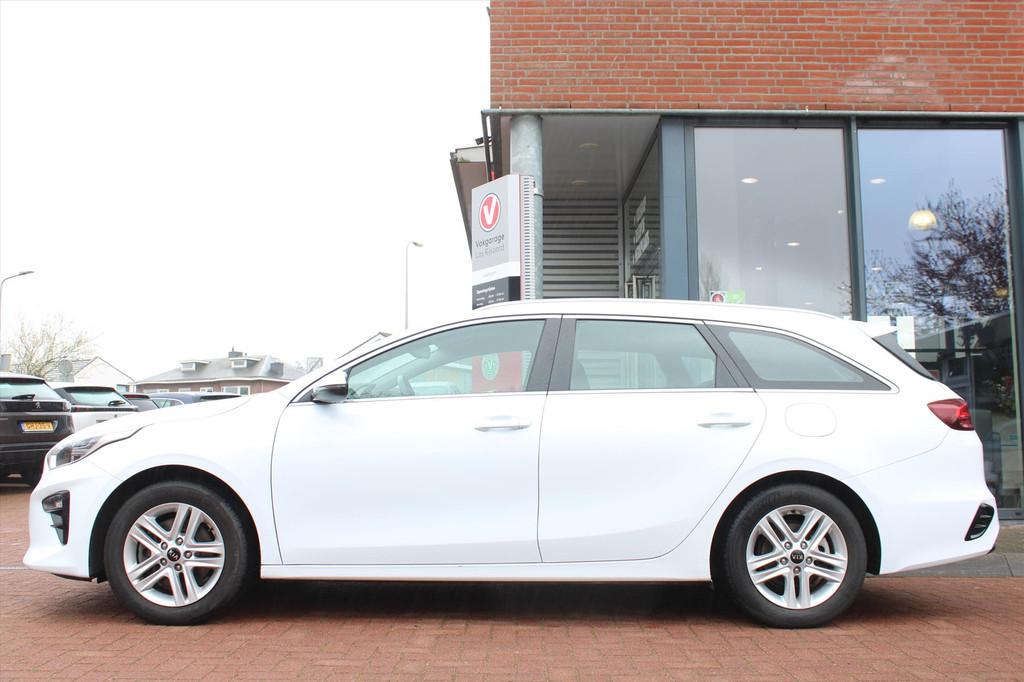 KIA Ceed Sw 1.0 T-GDi *DynamicLine* | Carplay | Camera | Nav, Stof, Gebruikt, Wit, Origineel Nederlands