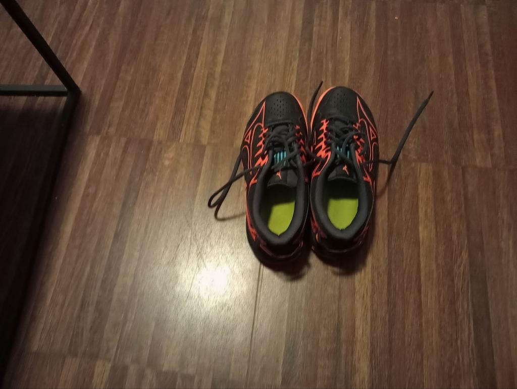 Korfbal schoenen, Sport en Fitness, Korfbal, Ophalen of Verzenden, Zo goed als nieuw, Schoenen