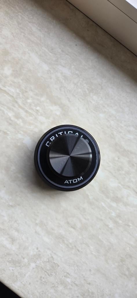 Tattoo voeding Atom Critical met magneet, Ophalen