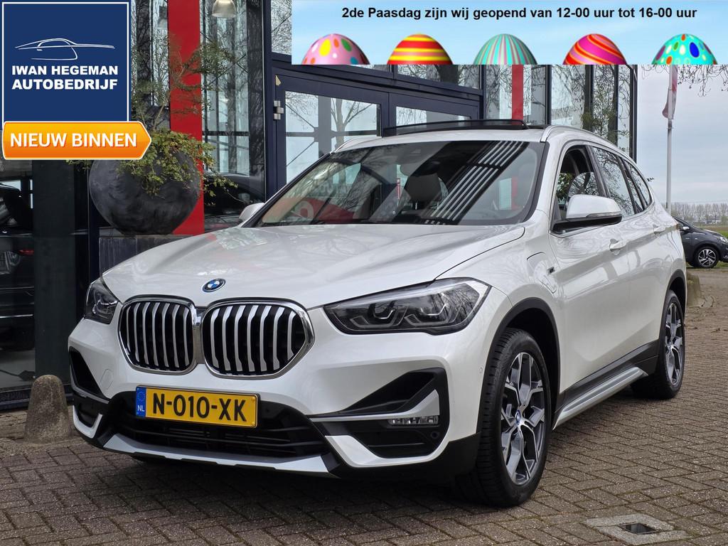 BMW X1 xDrive25e Business Edition Plus | Panodak | Navigatie, 12 maanden, Gebruikt, Lichtsensor, Wit